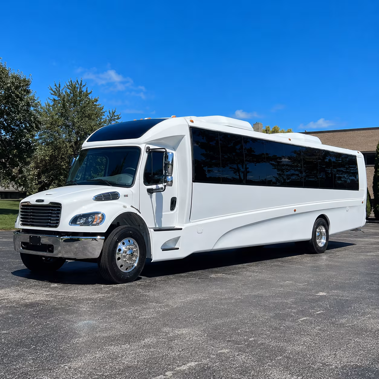 book the perfect ride for your next airport transfer 1