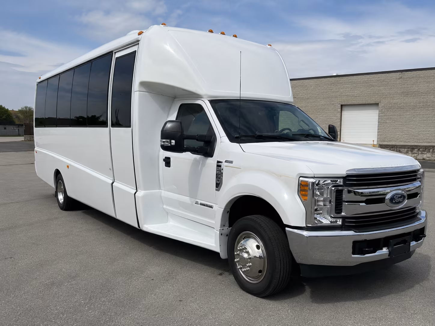 book the perfect ride for your next airport transfer 5