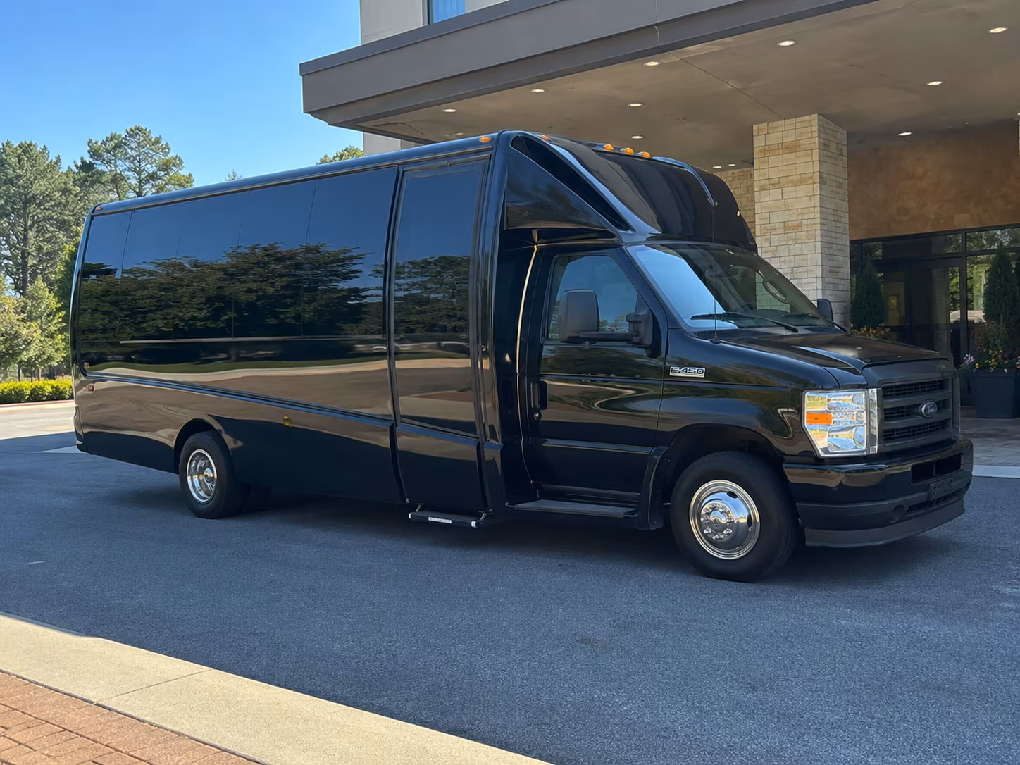 book the perfect ride for your next field trip 2